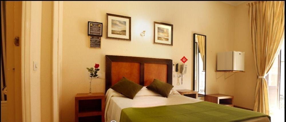 Hostal Greco Gran Via مدريد المظهر الخارجي الصورة