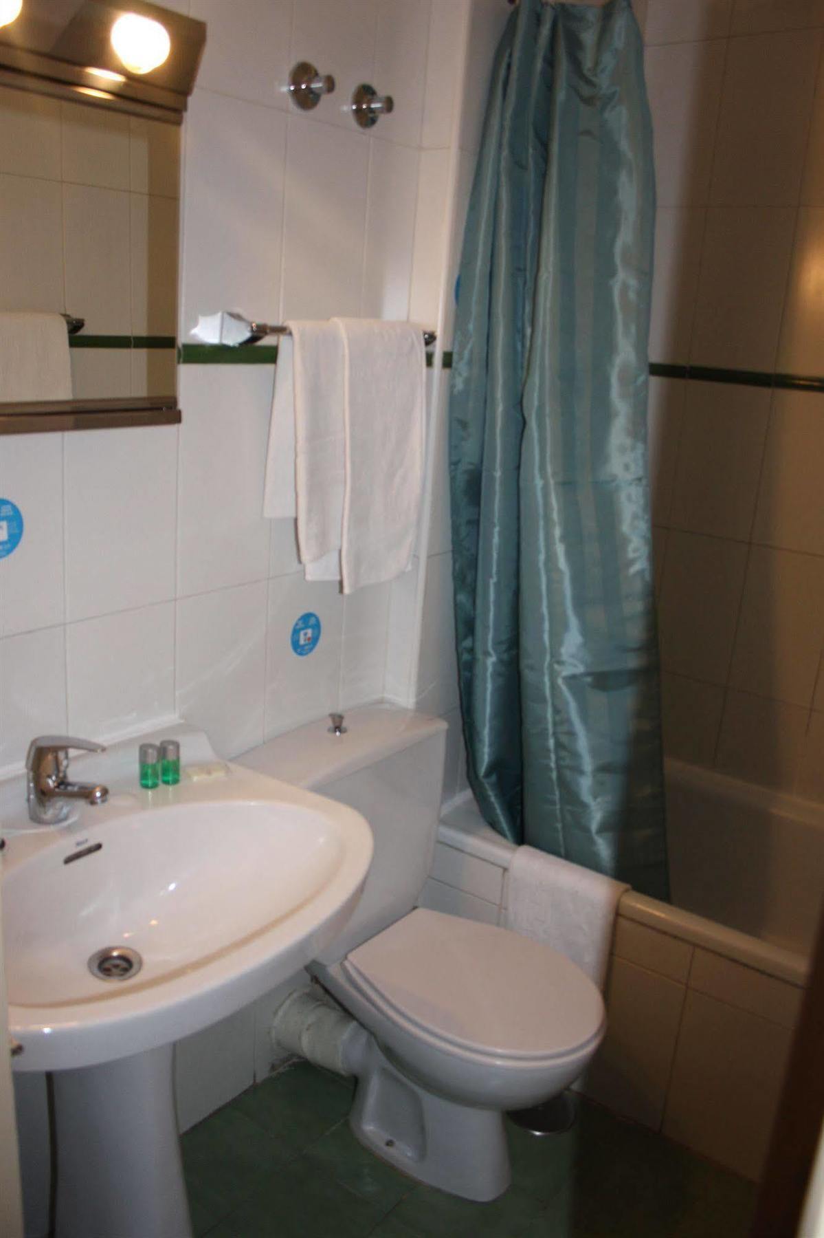 Hostal Greco Gran Via مدريد المظهر الخارجي الصورة